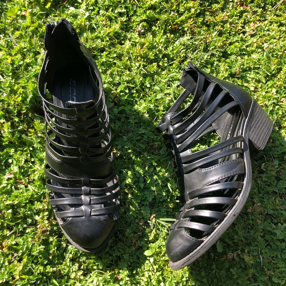 BLACK STRAPPY CUTOUT BOOTS